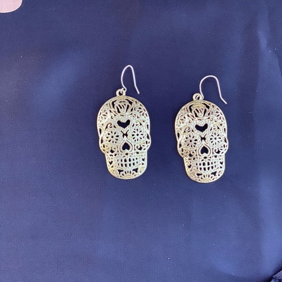 Custom Candyskull Gold Earings - Picture 3 of 3